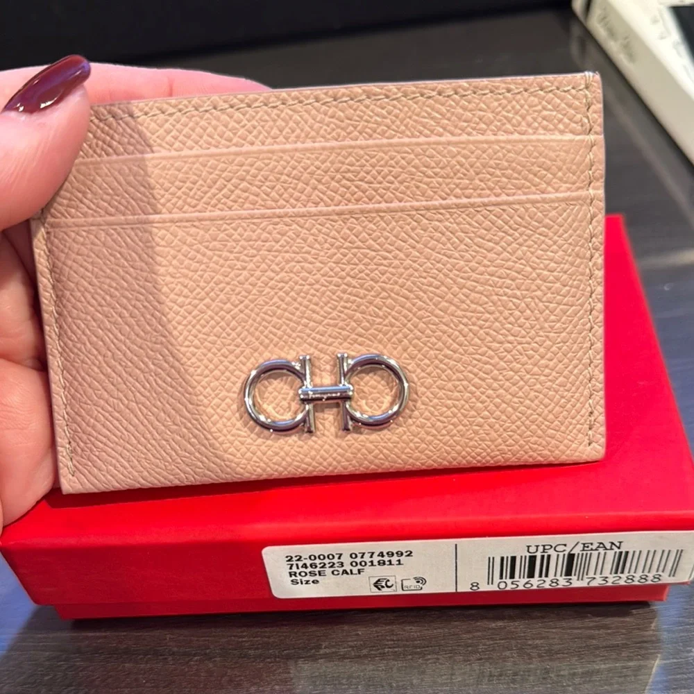 Brand New Salvatore Ferragamo Rose Calf Leather Card Holder - Picture 4 of 4